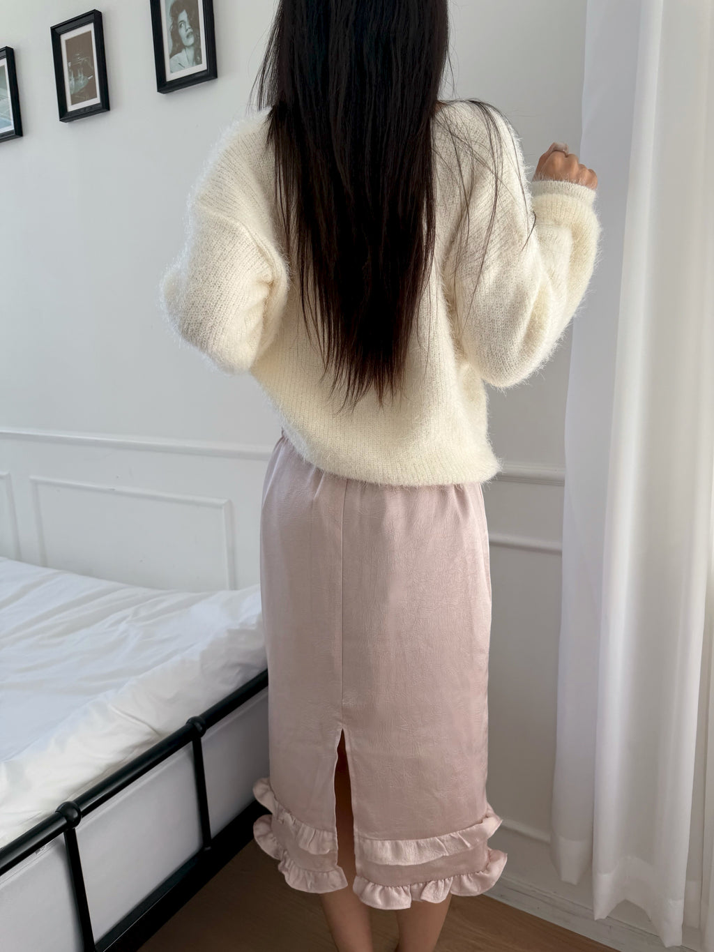 Fluffy V-Neck Knit